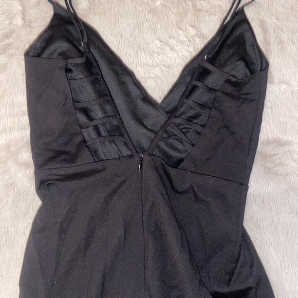 LULUS: BLACK MINI DRESS - Picture 5 of 6